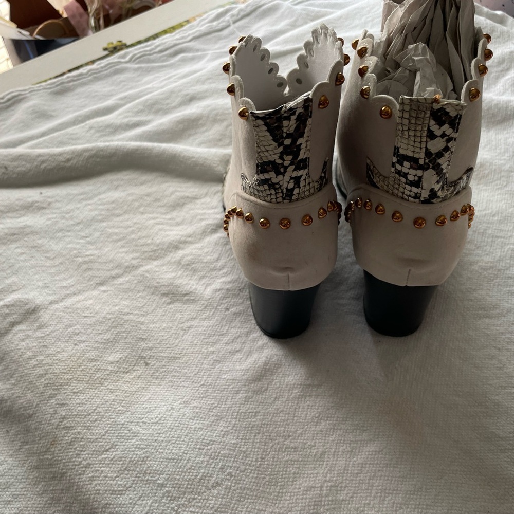 Booties - Picture 3 of 6